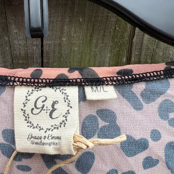 Grace & Emma beautiful things kimono - Picture 3 of 6